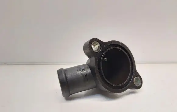 Skoda Octavia Mk3 (5E) Engine coolant pipe/hose 04L121131AA