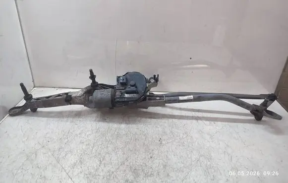 Mercedes-Benz E W212 Front wiper linkage and motor A2128201340