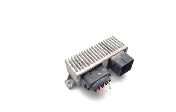 Nissan X-Trail T32 Glow plug pre-heat relay 8200558438 8200558438-A