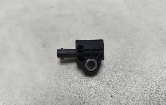Volkswagen Tiguan Airbag deployment crash/impact sensor 5Q0959651B