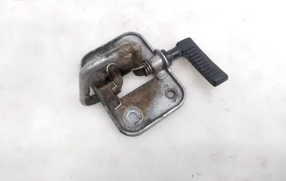 Seat Leon (5F) Engine bonnet/hood lock/latch loop/hook 5F0823186A