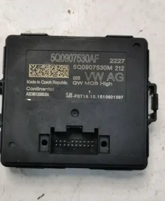 Volkswagen PASSAT B8 Gateway control module 5Q0907530AF 5Q0907530M A2C9612880350