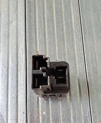 Mazda 626 Other relay RF3V18650 G75SE MR82B1971