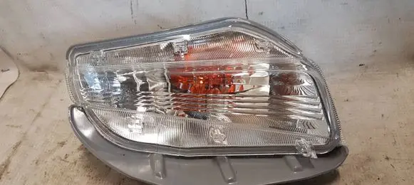 Toyota Prius (XW20) Front reflector F826T2 125291B 11252210