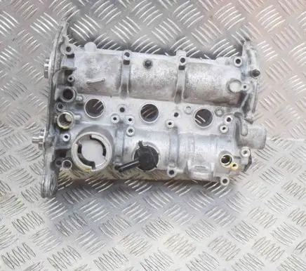 Volkswagen Polo V 6R Rocker cam cover 04C103479A