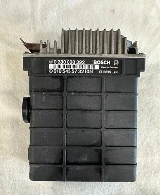 Mercedes-Benz 190 W201 Engine control unit/module 0105455732 A0105455732