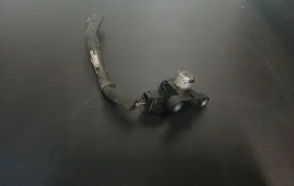 Volvo XC70 Crankshaft position sensor 30637803