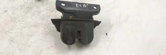 Audi A4 S4 B5 8D Tailgate/trunk/boot lock/catch/latch 150699