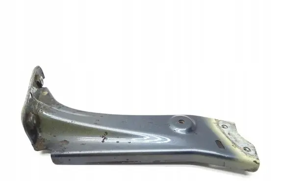 Skoda Octavia Mk3 (5E) Fender mounting bracket 5E0821142