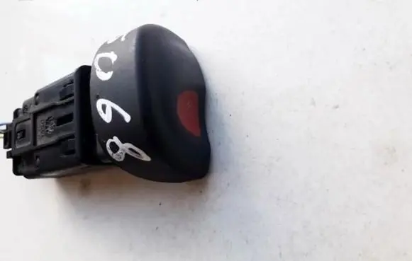 Renault Megane I Hazard light switch 25177