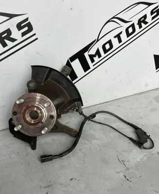 Hyundai i20 Active Front wheel hub spindle knuckle 51755C8000 LH20B13AA019 51700C8550