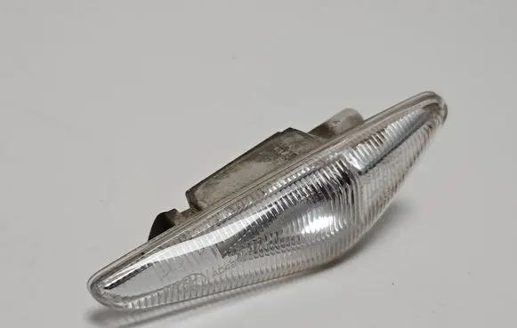 BMW X3 F25 Front fender indicator light 7267978 135V07W 0218000