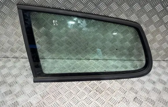 Volkswagen PASSAT B7 Rear side window 3AF845297