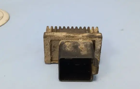 Renault Laguna II Glow plug pre-heat relay 7700115078