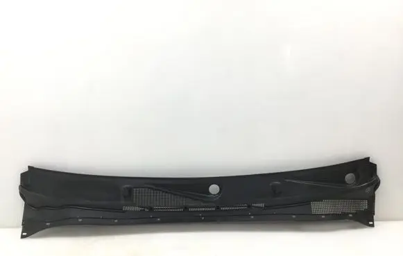 Nissan Navara Wiper trim 66862EB400