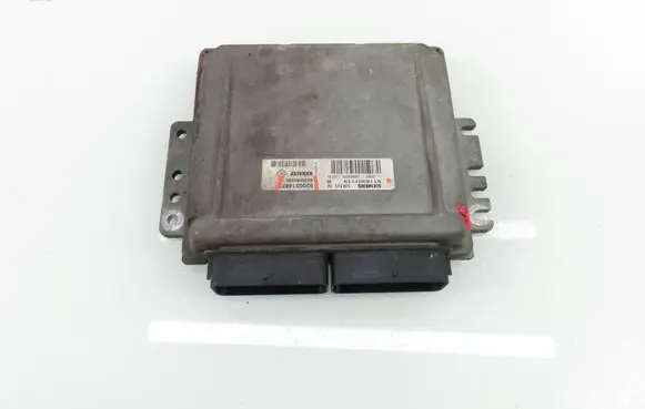 Renault Clio II Engine control unit/module S11631113B 8200214973