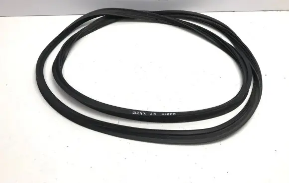 Trunk rubber seal (body)