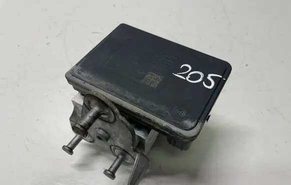 Mercedes-Benz C W205 ABS Pump A2534310000 A2539011400