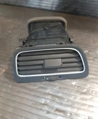 Volkswagen Golf VII Dashboard side air vent grill/cover trim 5G2819247B