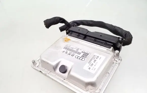 Audi A4 S4 B7 8E 8H Engine control unit/module 0281012142 8E0907401AF