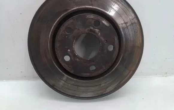 Toyota Auris 150 Front brake disc