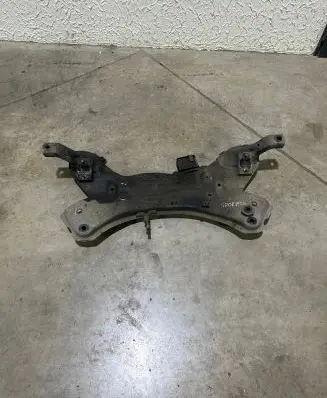 KIA Sportage Front subframe 624012Y300