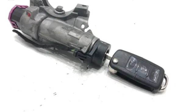 Seat Ibiza IV (6J,6P) Ignition lock 4B0905851C