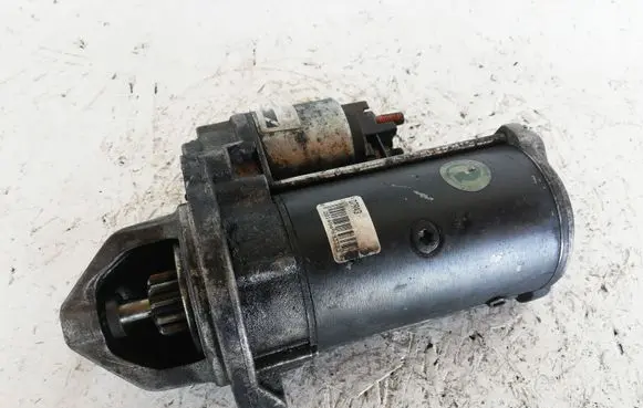 Mercedes-Benz E W210 Starter motor D7R43 LRS02091