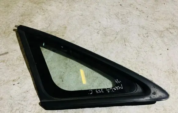 Mazda 323 Rear side window