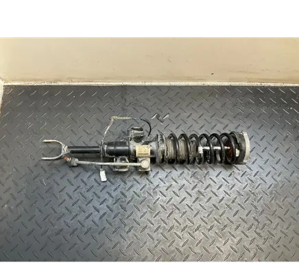 BMW 7 F01 F02 F03 F04 Front shock absorber with coil spring 6863147 F01V214VA 10541310