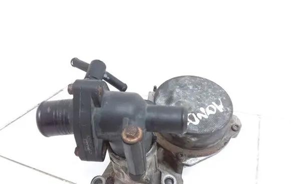 Ford Mondeo Mk III Vacuum pump XS7Q2A451BH