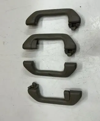 Honda FR-V A set of handles for the ceiling 