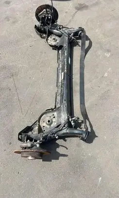 Renault Clio V Rear axle beam 555113834R