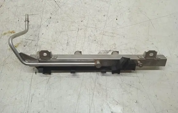BMW X1 E84 Fuel main line pipe 12527506708
