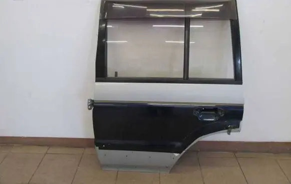 Mitsubishi Pajero Rear door 2907