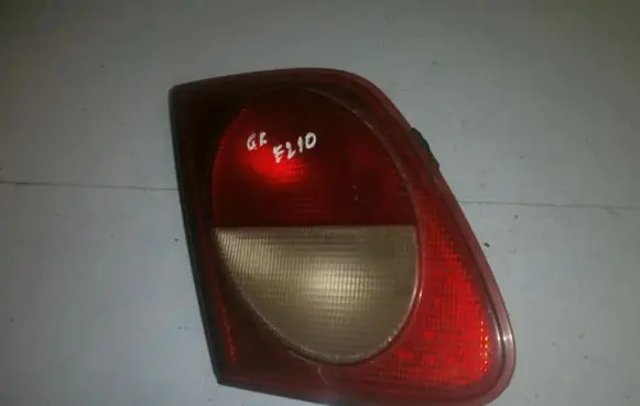 Mercedes-Benz E W210 Tailgate rear/tail lights a2108201164