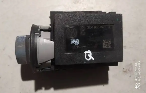 Volkswagen PASSAT B6 Ignition lock 3C0905843Q