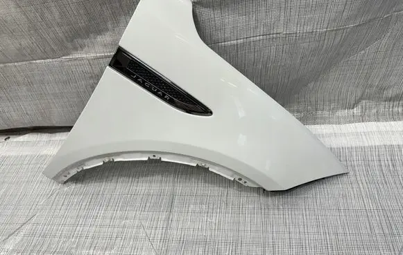 Jaguar E-Pace Fender