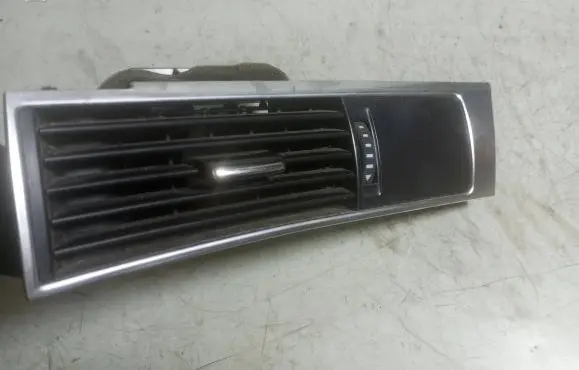 Audi A6 S6 C6 4F Dashboard side air vent grill/cover trim 4F1820901D