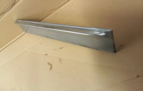 Cadillac DeVille Front arch trim 
