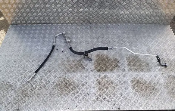 Volvo S40, V40 Air conditioning (A/C) pipe/hose 30613857