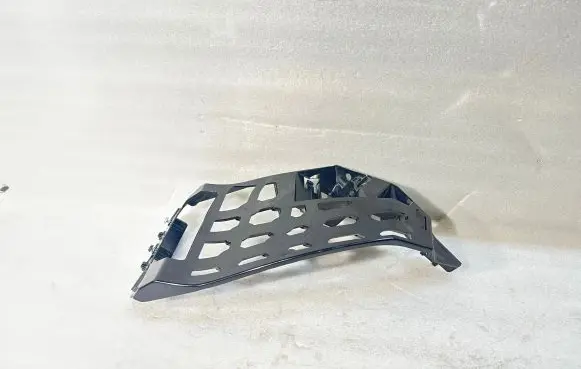 BMW X6 G06 Front bumper mounting bracket 7478844 10503420