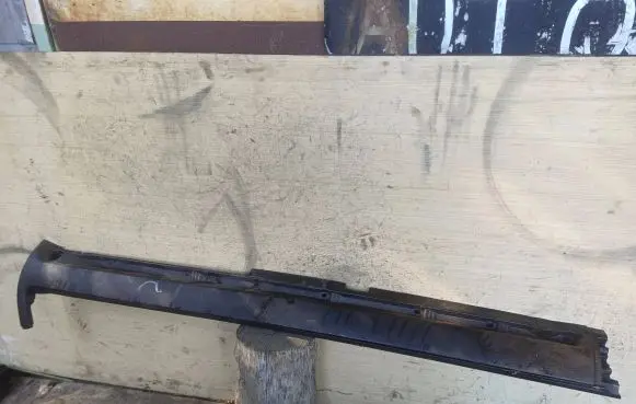 Volvo XC70 Sill 8620136