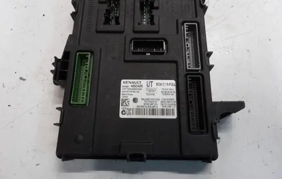 Renault Megane IV Comfort/convenience module 284B14604R A2C3779780100