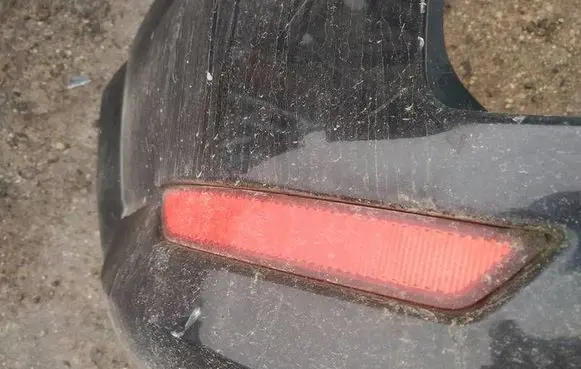 Rear tail light reflector