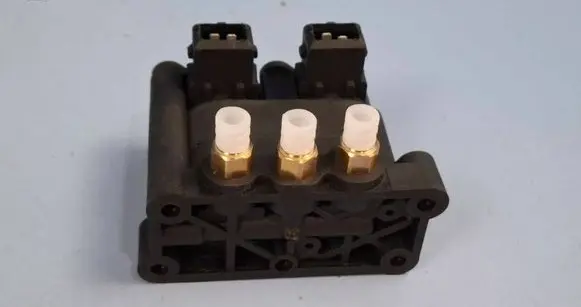 BMW 7 E65 E66 Air suspension compressor/pump 37221092349 4722525610 37226778773