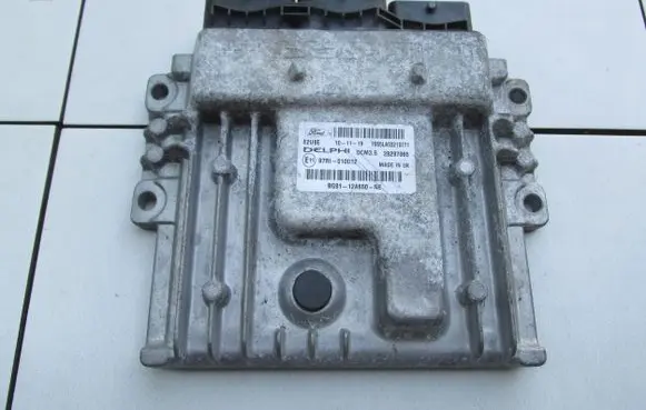 Ford S-MAX Wing mirror control module BG9112A650NE