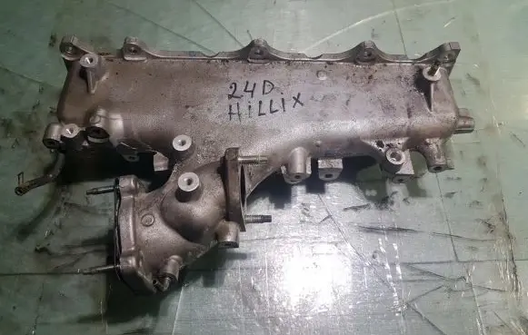 Toyota Corolla E110 Intake manifold 