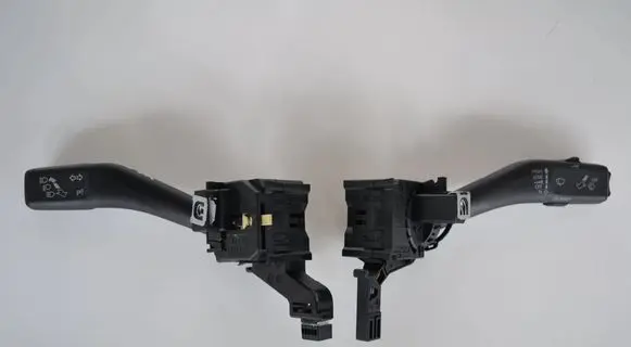 Skoda Superb B6 (3T) Indicator stalk 