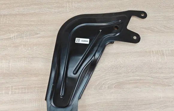 Volkswagen Amarok II Front underbody cover/under tray MB3C7E063CB